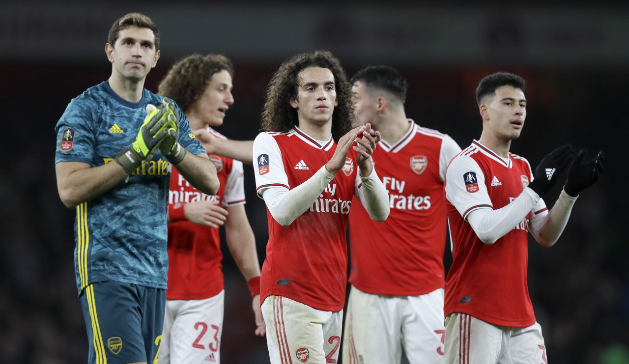 松坂大辅在 2007 年通过入札制度加盟红袜，其首战转播在日本刷新了收视纪录