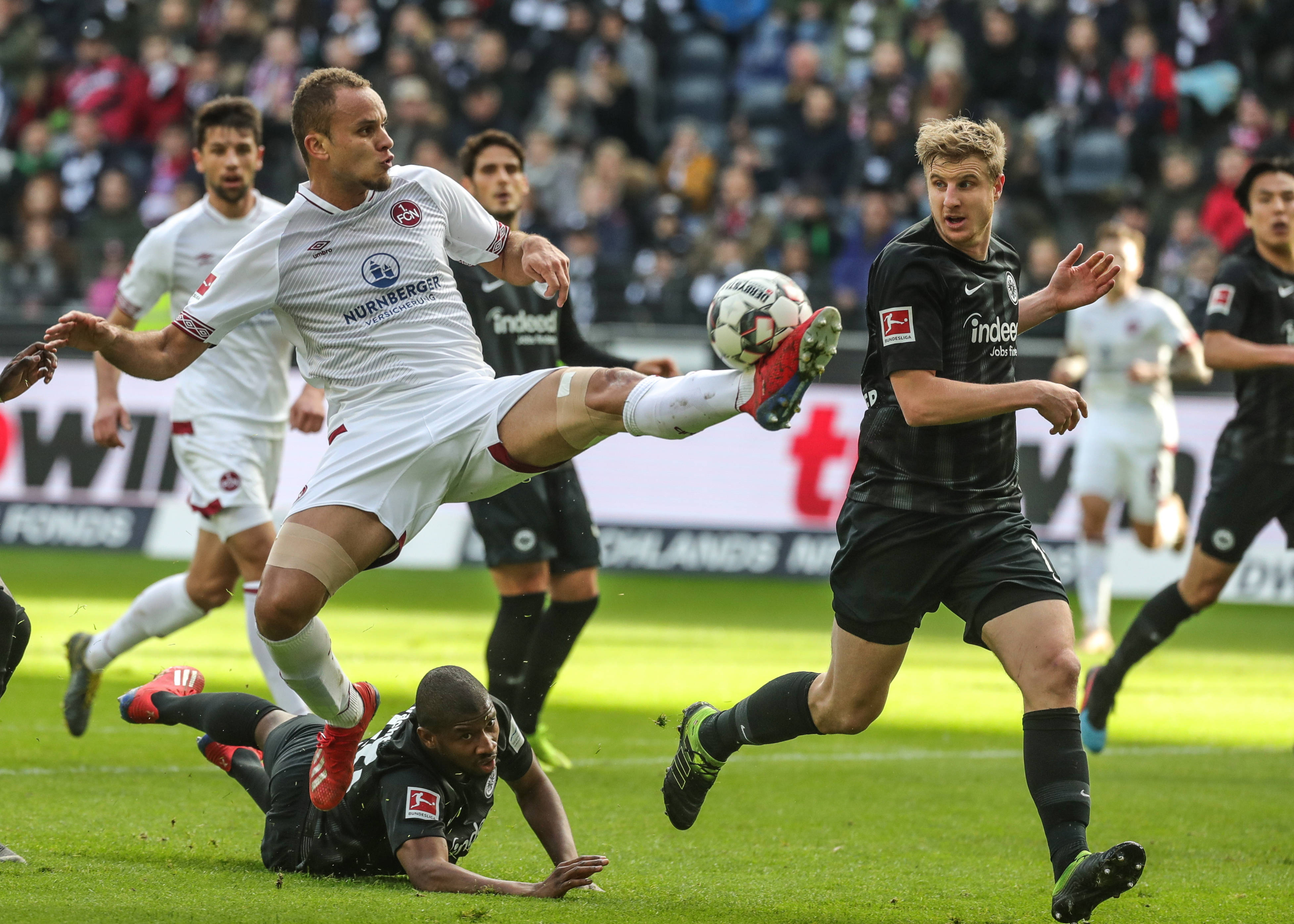 洛杉矶道奇主帅罗伯茨：大谷翔平的右肘康复进展神速，春训有望重返投手丘