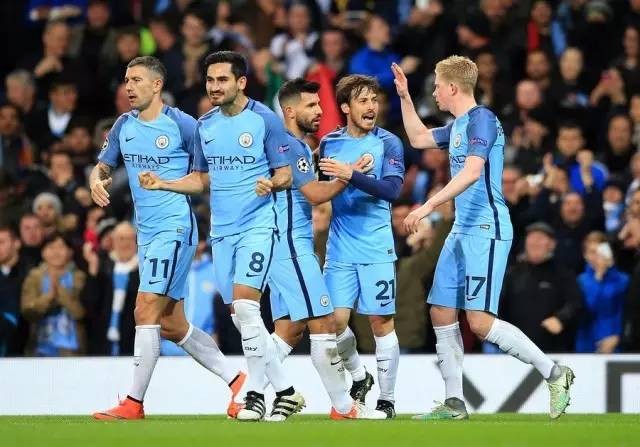 CBA杯：胡金秋缺席广厦险胜青岛 孙铭徽13+10塔克22+7（CBA杯广厦险胜青岛：胡金秋缺席，孙铭徽13+10，塔克22+7）